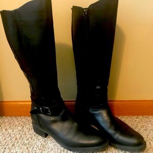 Women’s Blondo black boots